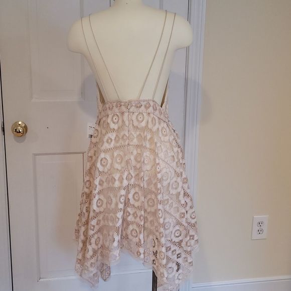 Free People Lace ivory mini size 6 - Picture 4 of 9